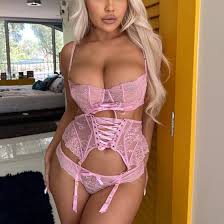 OnlyFans @therealkyliepage - Profile, photos & links - Babepedia