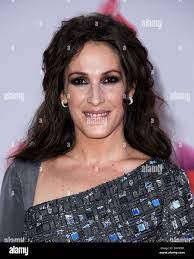 Julie Ferretti's Instagram, Twitter & Facebook