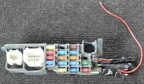 The cover over the fuse box on the right side of the driver's compartment keeps falling off. Mazda 6 Hatchback Gh Fuse Box Nera 1605206