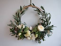Here, asch spills a few of her tips and tricks for not killing every lovely bouquet of flowers you bring home this keep the germs out. The Art Of Making Your Own Wreath The Real Flower Company Blog