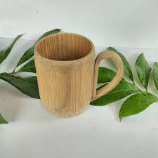 Misalnya adalah anyaman dari bambu, rumah burung dari bambu, kursi dari bambu, lonceng angin, talang air bahkan sepeda dari bambu. Cangkir Bambu 001 Shopee Indonesia