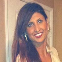 Mina Mehdi's Instagram, Twitter & Facebook