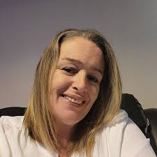 Police Snaps and Attacks Innocent Woman in Shocking Outburst #MustWatch  #police #usa