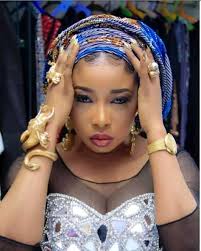 Nollywood actress, lizzy anjorin was among the 5,809 students who graduated from the olabisi onabanjo university, tuesday, january 31 2017. Alhaja Aishat Lizzy Anjorin Facebook