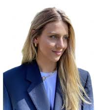 Elise Lanchon sur LinkedIn : J'ai le plaisir de vous annoncer que j'occupe  désormais le poste…