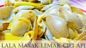 Guys, i need to tell you something prior with regards to this sardin masak lemak cili padi, our malaysian malay famed dish (gado gado, asam masak lemak is basically comparable to our indian coconut stew (sodhi) because the core ingredient is coconut milk, which is also a favourite ingredient. Resepi Lala Masak Lemak Cili Api Sedap Blogopsi