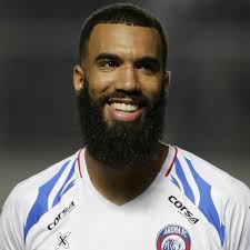 Sylvano Comvalius Punya Modal Menghadapi PSM