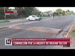 El atleta argentino braian toledo, de 26 años, falleció en la madrugada de este jueves en un accidente en su moto producido en las cercanías de hemos perdido a una gran persona nuestro querido braian toledo. Conmocion Por La Muerte De Brian Toledo Watsupamericas The Americas Latest News Entertainment Platform