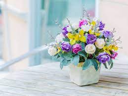 Flowers delivered today by local shops start at cheap prices, letting anyone order flowers to send today for a birthday, anniversary or get well gift. 8 Cheap Flower Delivery Services In The Usa Order Online