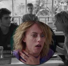 «coralie, belle même dans la tourmente #pblv #plusbellelavie #beauté». Plus Belle La Vie Coralie Bientot Empoisonnee Et Tuee Par Theo Et Clara Purebreak