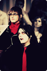 Pin By Ktvp On My Chemical Romance My Chemical Romance Mikey Way Gerard Way Video of the way brothers mikey and gerard with the music of gerard way's hesitant alien album song brother :). my chemical romance mikey way gerard way