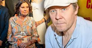 Naomi Campbell tilittää huumeiden käytöstään: "Minusta tuli tosi vihainen" 