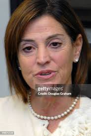 341 Ellen Simon Stock Photos, High-Res Pictures, and Images