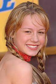 According to most observers, the 21 jump street actress shows no signs of plastic surgery. Brie Larson Before And After From 2002 To 2021 The Skincare Edit