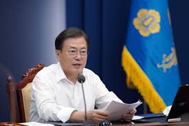 50대 백신 예약 폭주에 놀란 정부, 사전예약 10부제로 선회.대상별 접종백신 여전히 '안갯속'. Sijrsiv Iyksnm