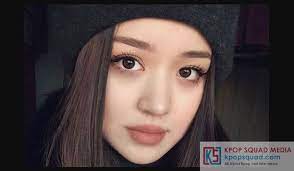 Profil Biodata Biografi Dan Fakta Dayana Cewek Cantik Kazakhstan Yang Ngajak Nikah Fiki Naki Di 2021 Biografi Kecantikan Pernikahan