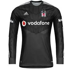 War schwarzweiß gestreift wie ein knastanzug! Besiktas Home Torwart Trikot 2015 Adidas Sportingplus Net