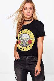 For fans of all ages, this is the oldest and boldest of the gnr logo tees. Women S Plus Guns N Roses License T Shirt Boohoo Uk