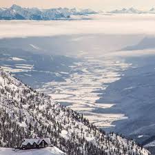 The Highest Restaurant In Canada Ski Holidays Explore Canada Canada