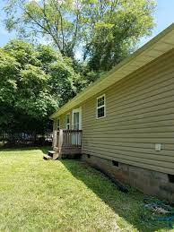 Looking For A Place To Call Home In Knoxville We Have Beautiful 3 Bedrooms 2 Baths Available For Rent At 3715 Skylin Renting A House House Hunting Knoxville