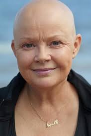 Happy Birthday to Gail Porter, she's 54 today ❤️ Gail Porter (born 23 March  1971) is a Scottish television personality, former model and actress. She  started her television career in children's TV,