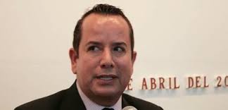 gay belediye baskani gorev basinda