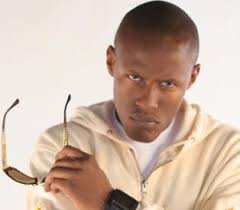 He claimed that he had written the greatest rhyme of all time But he would  never take it out his archives He wrote two songs per day And was  constantly was experimenting