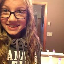 Olivia Dewey (xoliviaxnicolex)