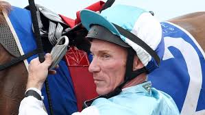 Jim Byrne closes gap