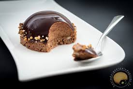 Pour garder leur fonction première, celle de sucrer le café, utilisez du chocolat blanc et n'hésitez pas à en conserver dans de petits. Domes Irresistibles Chocolat Praline Sucre D Orge Et Pain D Epices
