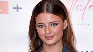 Emma Schweiger teilt alte Familienfotos: "Als ich noch in Mamas Bauch war"