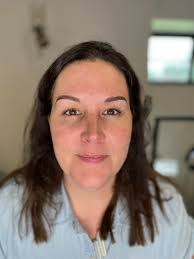 Get ready to wake up every morning with perfectly shaped and defined  eyebrows! 🔥 Say goodbye to the hassle of using a pencil every day, because  soft powder brows are the way