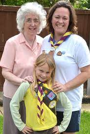 Girl Guides Turns 100: Why It's Brilliant To Be A Brownie | Express.co.uk