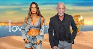 The question of who wayne lineker is to gary lineker may have been occupying many people's thoughts since wayne became a familiar face on celebs go dating. Wayne Lineker S Daughter Tia Hotly Tipped For Love Island 2021 Metro News