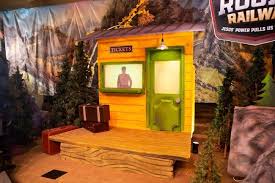 Rocky Railway Vbs Decorating Preview Borrowed Blessingsborrowed Blessings Rocky Vbs Wood Train