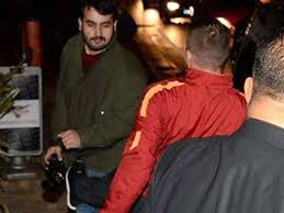 In 1891 there was 1 podolski family living in london. Lukas Podolski Appears To Kick A Photographer Outside Restaurant After Celebrating Galatasaray Win With Family The Independent The Independent