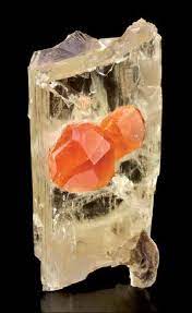 Spessartine crystals on spodumene, 6.8 cm, from the Pech Valley, Kunar,  