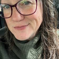 According to his students, Math Professor Poyser is literally greater than  average 👌😉👍💯. #quinsig #dothemath #yourock