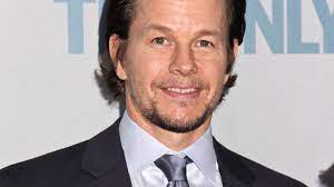 This biography of mark wahlberg provides detailed information about his childhood, life. Mark Wahlberg Starportrat News Bilder Gala De
