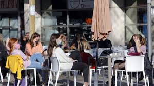 Sobre los 203 nuevos casos, sitúan la cifra total de. Desescalada En Valencia Asi Quedan Las Restricciones Por Coronavirus