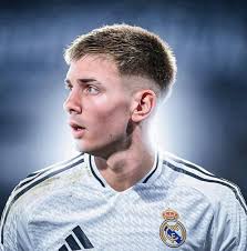 🚨 Raúl Asencio ha renovado su CONTRATO con el Real Madrid hasta el 2031 🤝  El acuerdo está CERRADO y tiene una cláusula liberatoria de 1 billón de  Euros 🏆 FELICIDADES te lo mereces Raúl Asencio👏🏻