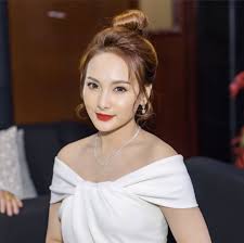 Cô xuyến về nhà đi con khoe clip công khai nói về phi công khi bị chồng thứ 4 tố ngoại tình với trai trẻ. Vá» Nha Ä'i Con Bá»™ Phim Quy Tá»¥ Dan Diá»…n Viá»…n Mau Máº·t Nháº¥t Cá»§a VÅ© Trá»¥