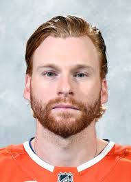 Player photos for the 2011-12 Erie Otters at hockeydb.com