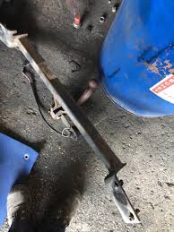 Clio 2 phase 1 1l4 roule tres bien vehicule propre vitres électriques centralisation poste couroie alternateur et distri changé ct ok. Attelage Boule De Remorquage Renault Clio 2 Phase 1 Essence Occasion Opisto