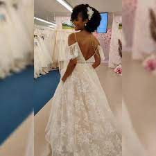 Sie können zwischen langen oder kurzen brautkleidern, strandhochzeitskleidern, brautkleidern in übergrößen. Crystalline Bridals Startseite Facebook