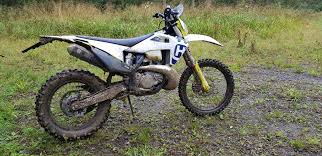 2020 husqvarna te250i two stroke off road review visordown 2020 husqvarna te250i two stroke off road