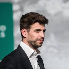 Após prejuízo, Piqué abandona a Copa Davis