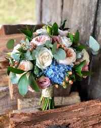 And wedding flowers don't have to be real to make a big impact. Wedding Flower Availability By Month Lovely Bridal Blooms