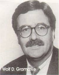 Jeri Queen's Instagram, Twitter & Facebook