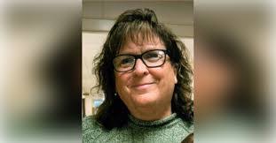 Amy Bostwick's Instagram, Twitter & Facebook